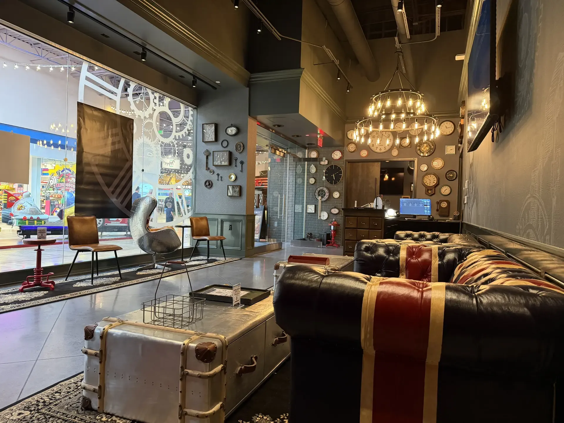 inside the Escapology Auburn Hills lobby